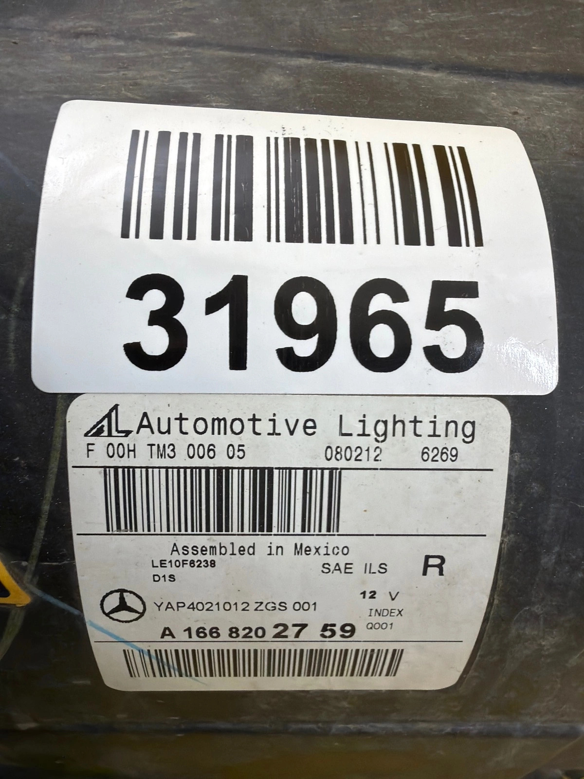 Reflektor Lampa Prawa Mercedes ML W166 Bi-Xenon Led A1668202759 USA Autolamps 2 Reflektor Lampa Prawa Mercedes ML W166 Bi-Xenon Led A1668202759 USA