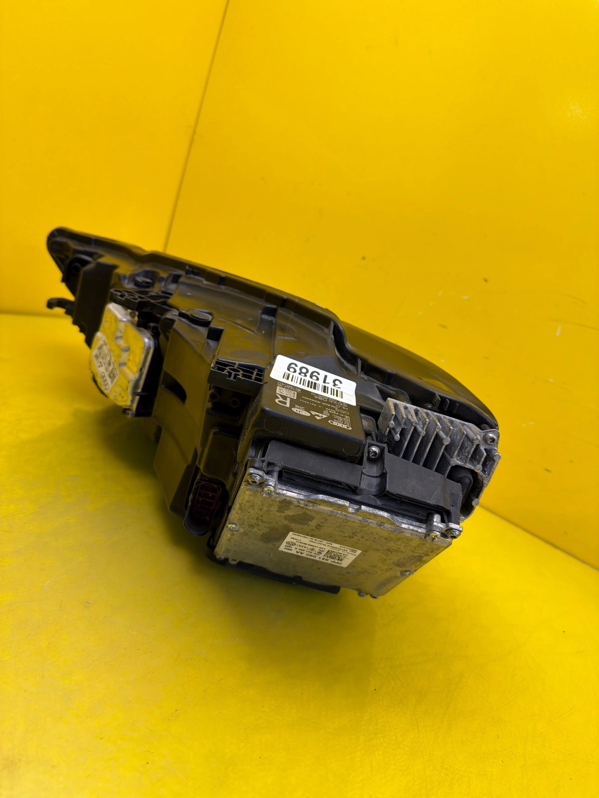 Reflektor Lampa Prawa Audi A8 D5 Laser 4N0941086 Autolamps 4 Reflektor Lampa Prawa Audi A8 D5 Laser 4N0941086