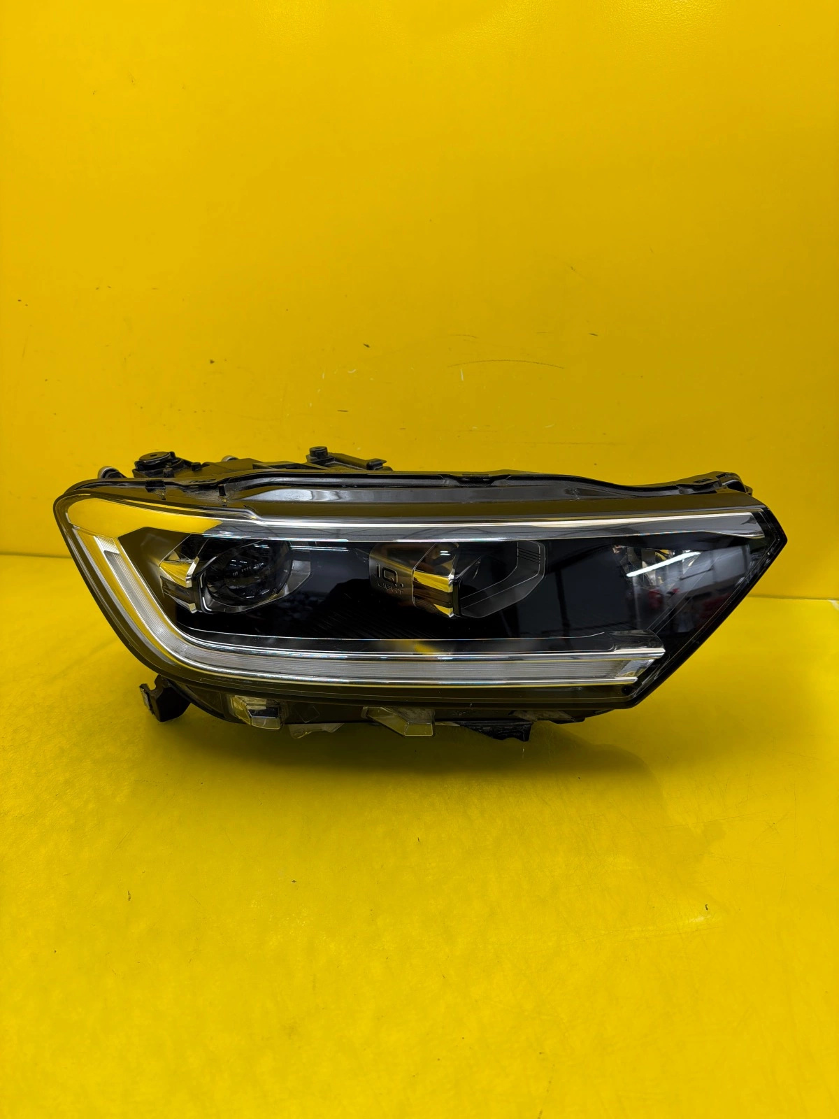 Reflektor Lampa Prawa VW T-Roc I Lift Full Led IQ Light 2GA941774H Autolamps Reflektor Lampa Prawa VW T-Roc I Lift Full Led IQ Light 2GA941774H