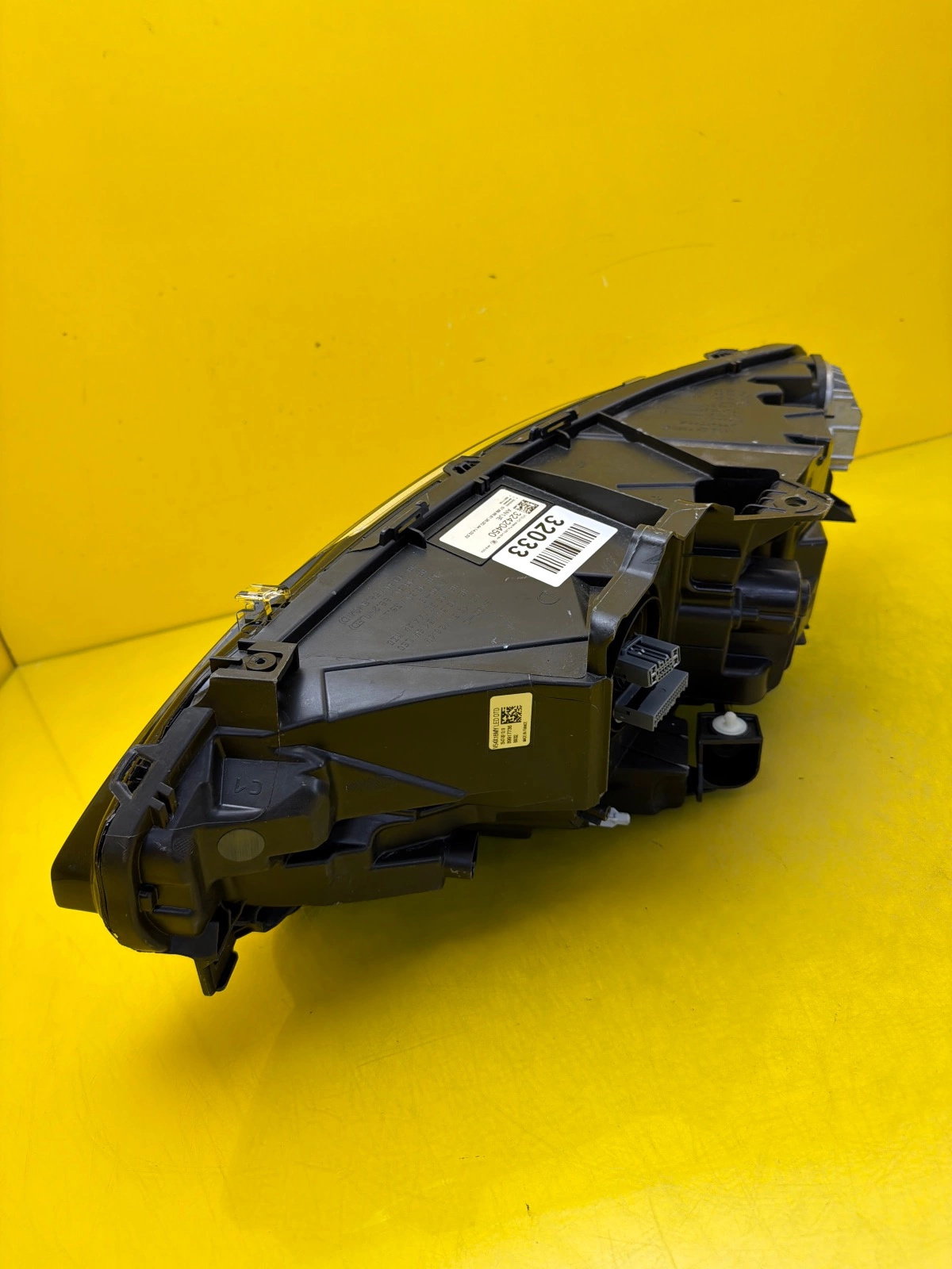 Reflektor Lampa Prawa Przód Volvo S90 V90 17- Full Led 32420450 Autolamps 4 Reflektor Lampa Prawa Przód Volvo S90 V90 17- Full Led 32420450