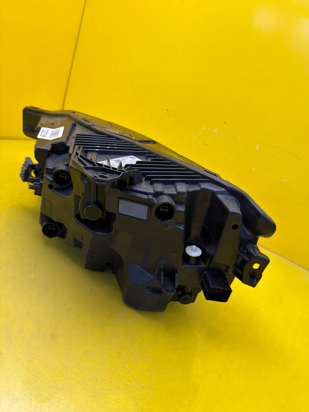 Reflektor Lampa Prawa Volvo XC60 II 2017- Mid Led 31420412 Autolamps 5 Reflektor Lampa Prawa Volvo XC60 II 2017- Mid Led 31420412