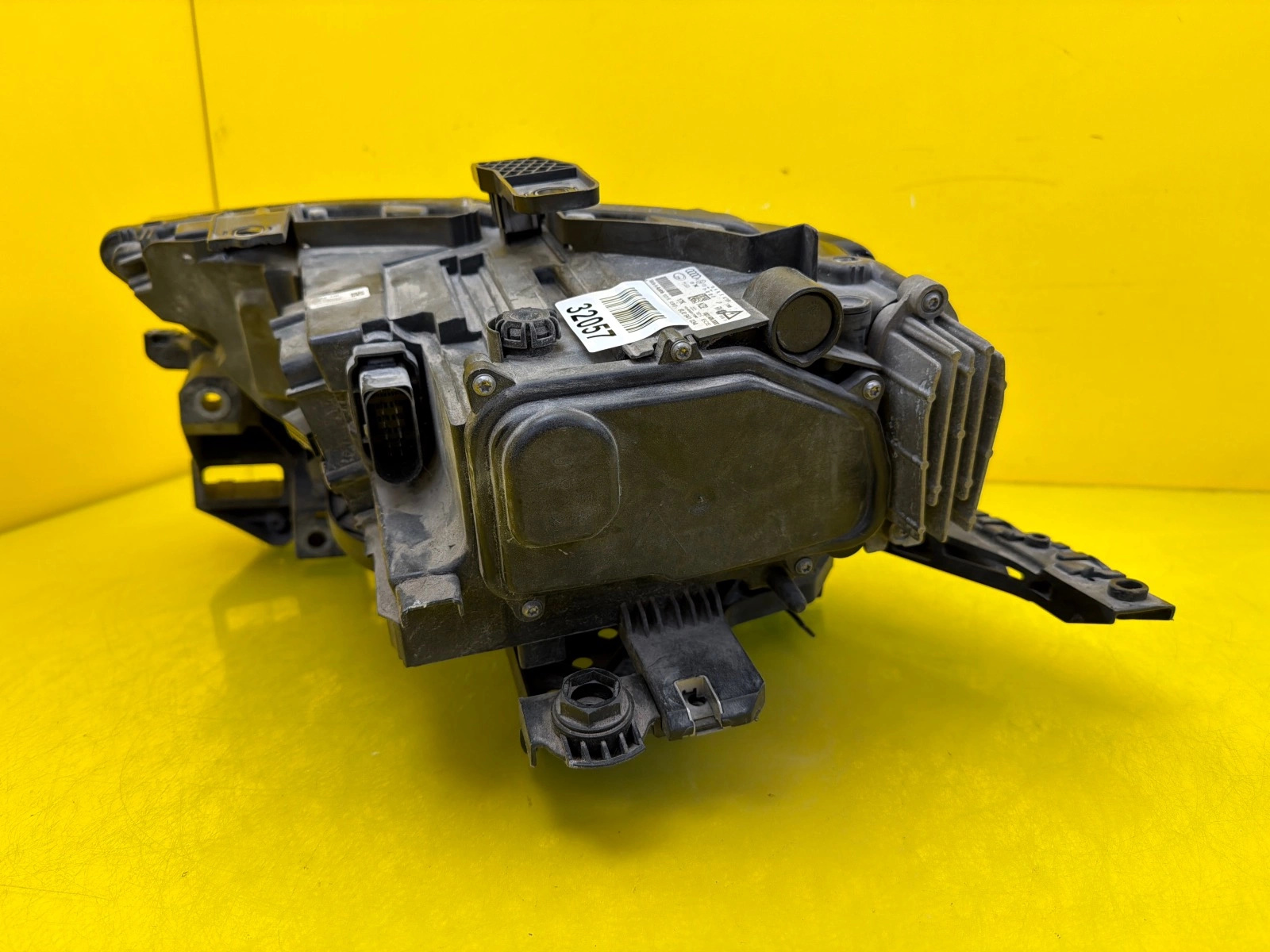 Reflektor Lampa Prawa Audi Q3 8U Lift Full Led 8U0941034 Autolamps 4 Reflektor Lampa Prawa Audi Q3 8U Lift Full Led 8U0941034