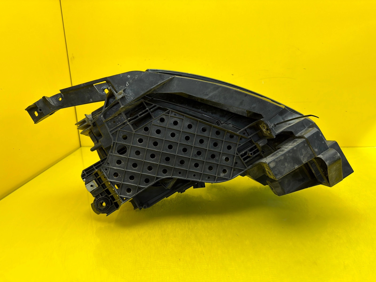 Reflektor Lampa Prawa Audi Q3 8U Lift Full Led 8U0941034 Autolamps 5 Reflektor Lampa Prawa Audi Q3 8U Lift Full Led 8U0941034