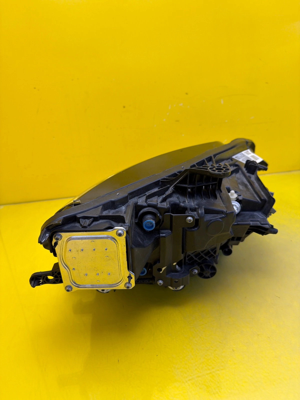 Reflektor Lampa Lewa Volvo S60 V60 18-22 Mid Led 32228872 Autolamps 4 Reflektor Lampa Lewa Volvo S60 V60 18-22 Mid Led 32228872