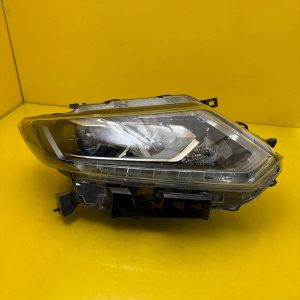 Reflektor Lampa Prawa Przód Nissan X-trail X Trail T32 Full Led Autolamps Reflektor Lampa Prawa Przód Nissan X-trail X Trail T32 Full Led