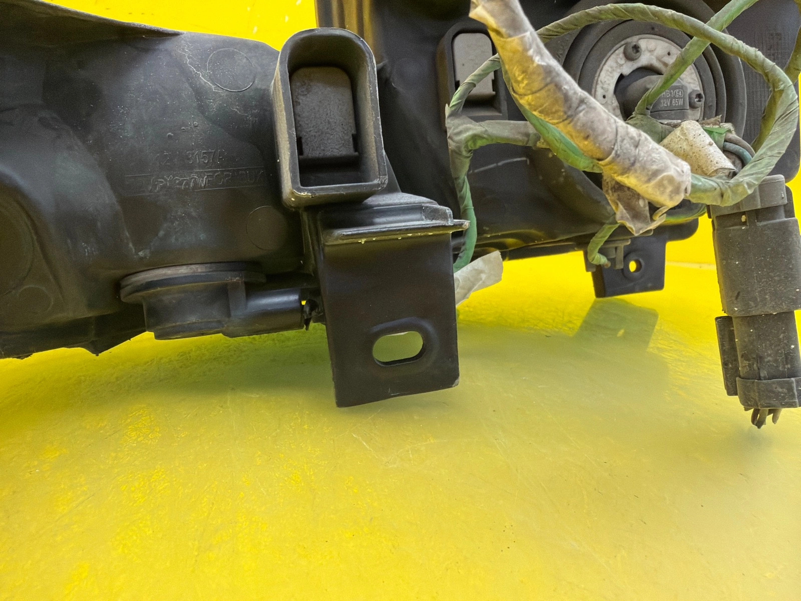 Reflektor Lampa Lewa Prawa Przód Jeep Commander XK XH 55157204AE 55157205AE Autolamps 11 Reflektor Lampa Lewa Prawa Przód Jeep Commander XK XH 55157204AE 55157205AE