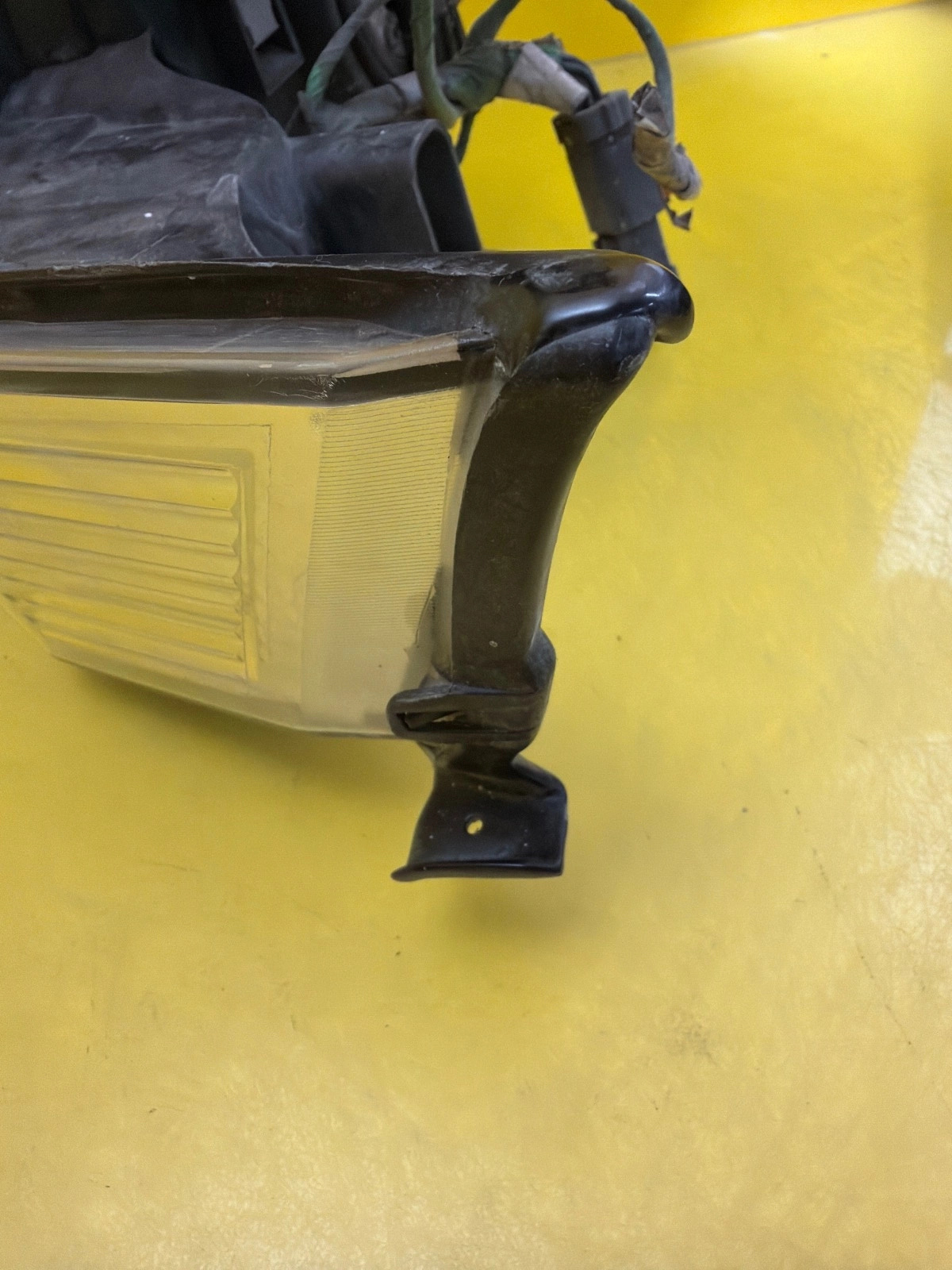 Reflektor Lampa Lewa Prawa Przód Jeep Commander XK XH 55157204AE 55157205AE Autolamps 12 Reflektor Lampa Lewa Prawa Przód Jeep Commander XK XH 55157204AE 55157205AE