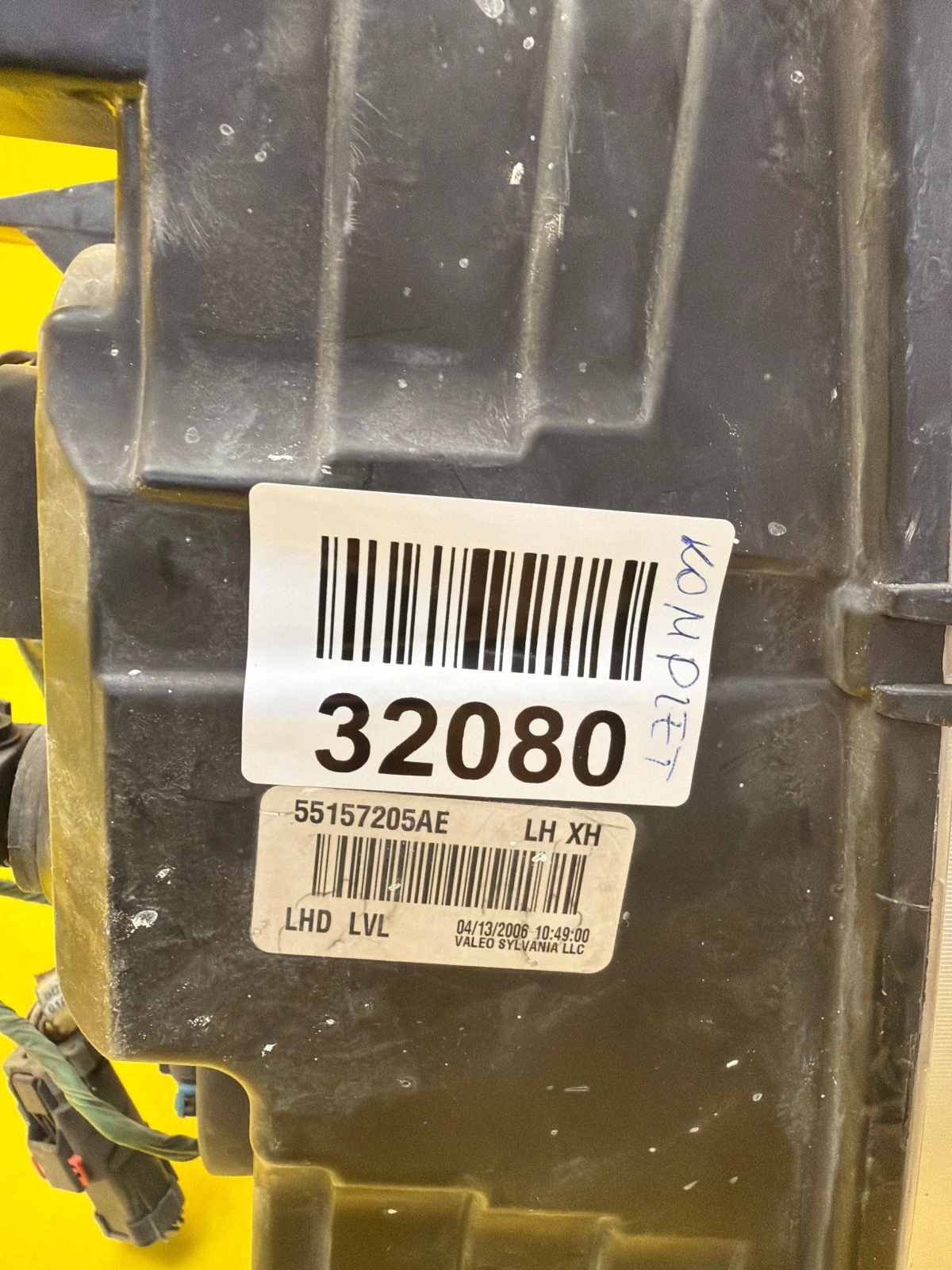 Reflektor Lampa Lewa Prawa Przód Jeep Commander XK XH 55157204AE 55157205AE Autolamps 7 Reflektor Lampa Lewa Prawa Przód Jeep Commander XK XH 55157204AE 55157205AE