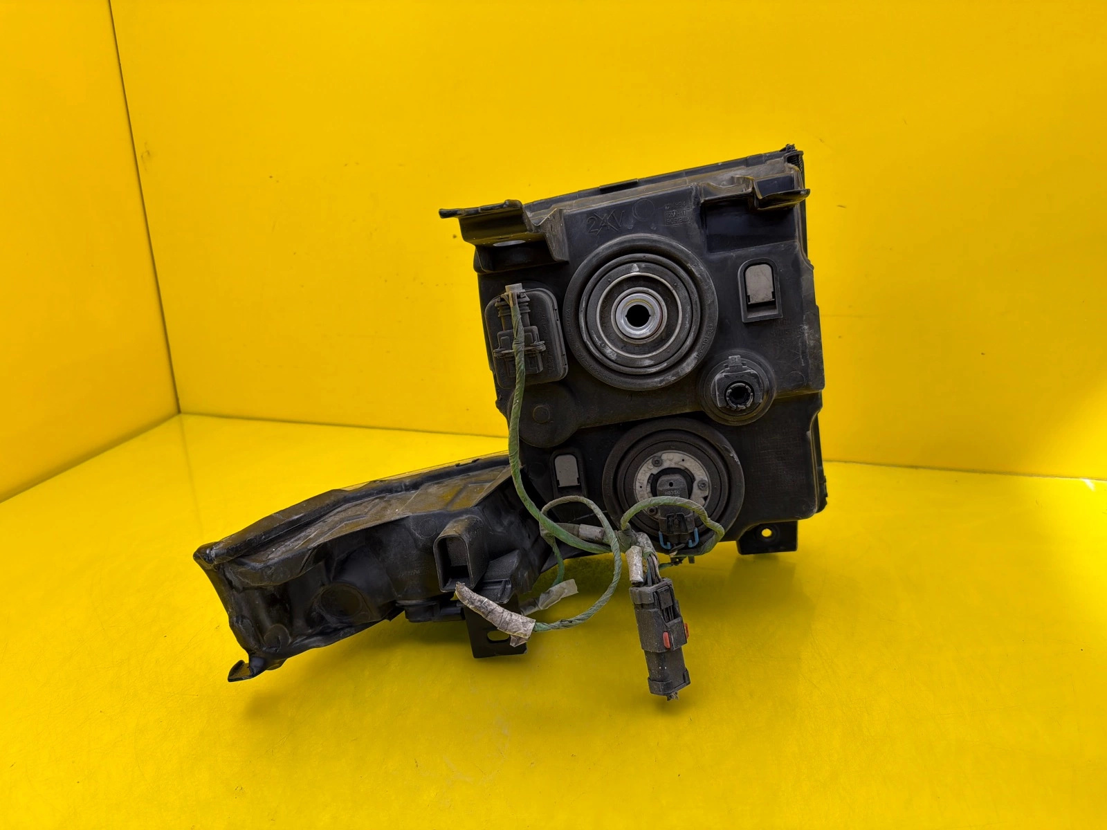 Reflektor Lampa Lewa Prawa Przód Jeep Commander XK XH 55157204AE 55157205AE Autolamps 8 Reflektor Lampa Lewa Prawa Przód Jeep Commander XK XH 55157204AE 55157205AE