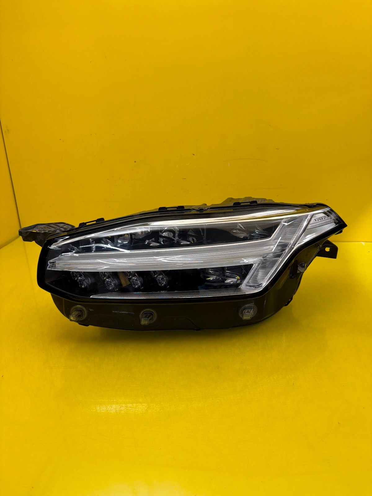 Reflektor Lampa Lewa Volvo XC90 II 17- Full Led 32228688 Autolamps Reflektor Lampa Lewa Volvo XC90 II 17- Full Led 32228688