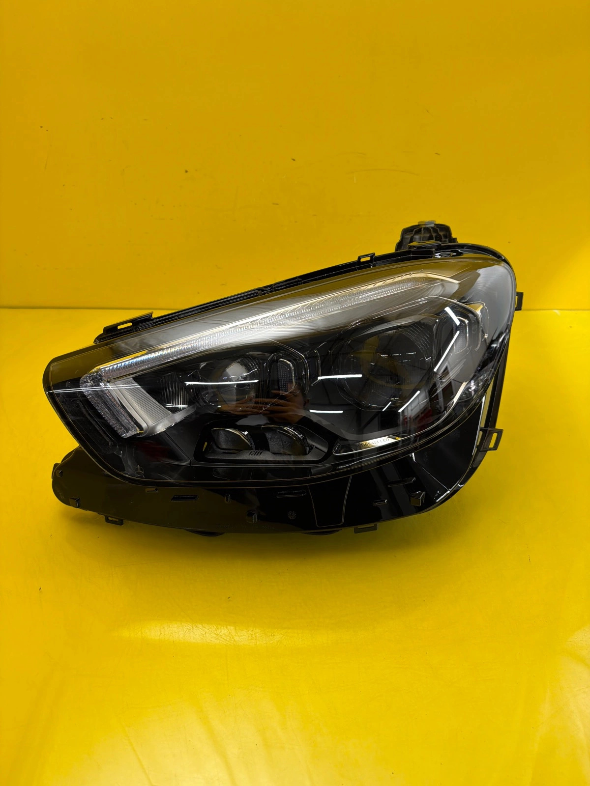 Reflektor Lampa Lewa Mercedes E-Klasa W213 Lift Multibeam A2139064309 Autolamps Reflektor Lampa Lewa Mercedes E-Klasa W213 Lift Multibeam A2139064309