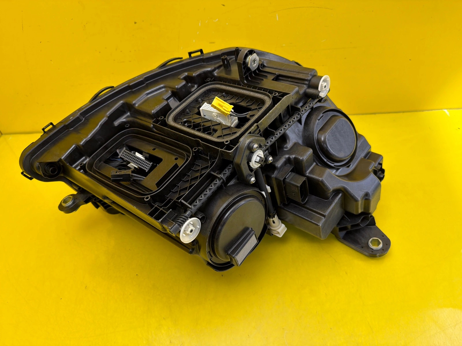 Reflektor Lampa Lewa Mercedes E-Klasa W213 Lift Multibeam A2139064309 Autolamps 5 Reflektor Lampa Lewa Mercedes E-Klasa W213 Lift Multibeam A2139064309