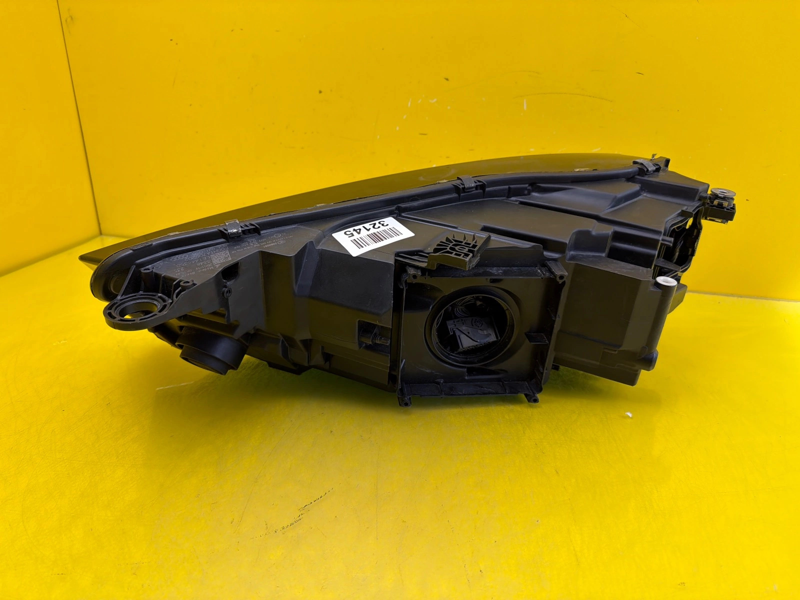 Reflektor Lampa Prawa Audi Q5 80A 16- Full Led Matrix 80A941036 Autolamps 4 Reflektor Lampa Prawa Audi Q5 80A 16- Full Led Matrix 80A941036