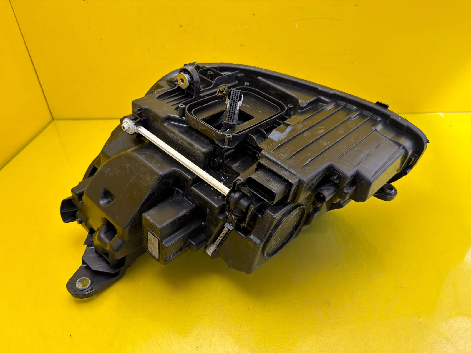 Reflektor Lampa Prawa Mercedes E-Klasa W213 Full Led Performance A2139068808 Autolamps 6 Reflektor Lampa Prawa Mercedes E-Klasa W213 Full Led Performance A2139068808