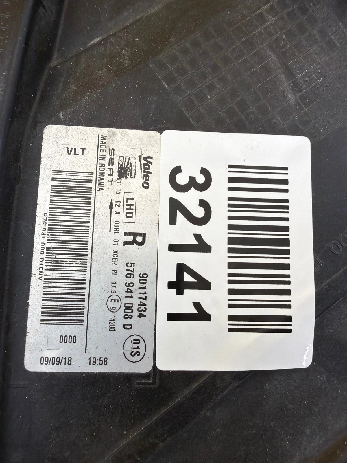 Reflektor Lampa Prawa Seat Ateca 576 Full Led 576941008D Autolamps 2 Reflektor Lampa Prawa Seat Ateca 576 Full Led 576941008D