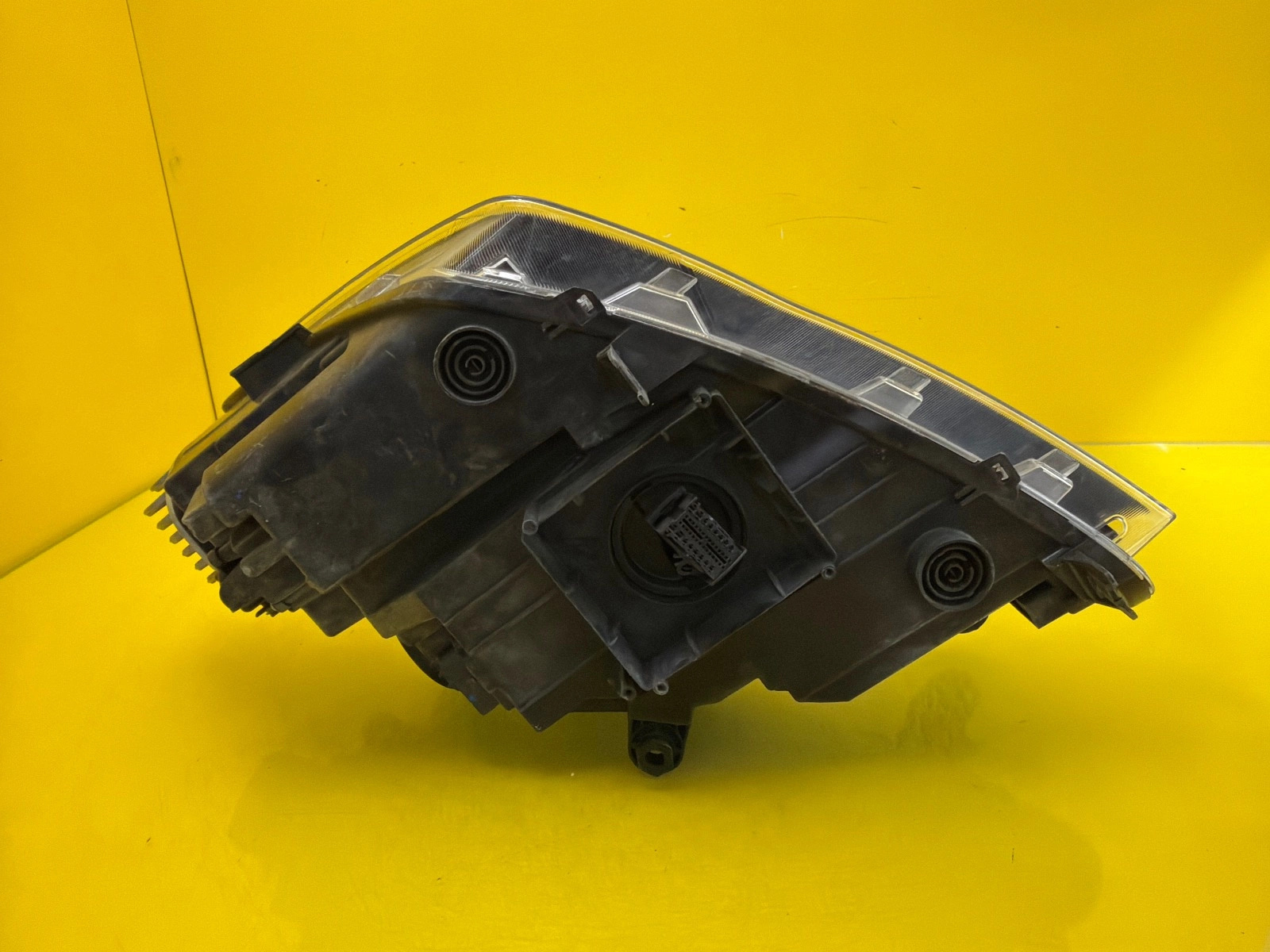 Reflektor Lampa Prawa Seat Ateca 576 Full Led 576941008D Autolamps 8 Reflektor Lampa Prawa Seat Ateca 576 Full Led 576941008D