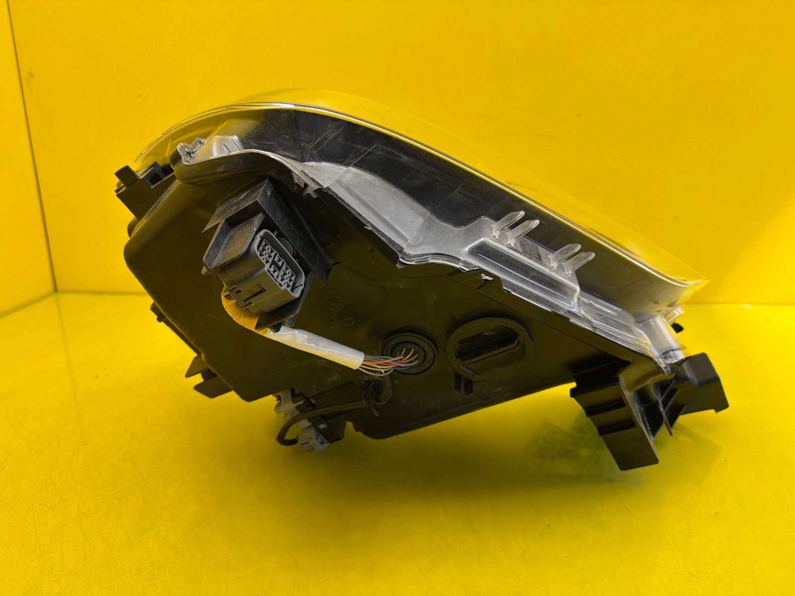 Reflektor Lampa Przednia Prawa Mazda CX3 Full Led 13 Pinów D10E-51030 Autolamps 6 Reflektor Lampa Przednia Prawa Mazda CX3 Full Led 13 Pinów D10E-51030