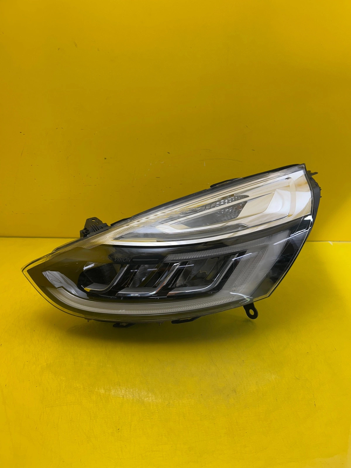 Reflektor Lampa Lewa Przednia Renault Clio 4 IV Full Led 260606098R Autolamps Reflektor Lampa Lewa Przednia Renault Clio 4 IV Full Led 260606098R