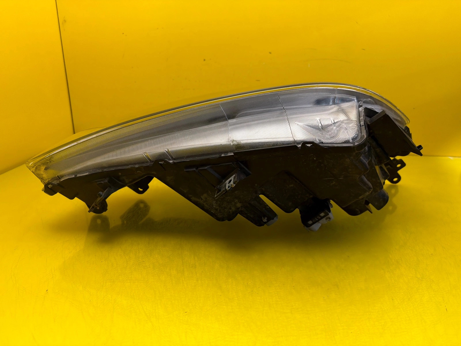 Reflektor Lampa Lewa Suzuki Vitara 3 III Full Led 100-18095 Autolamps 4 Reflektor Lampa Lewa Suzuki Vitara 3 III Full Led 100-18095