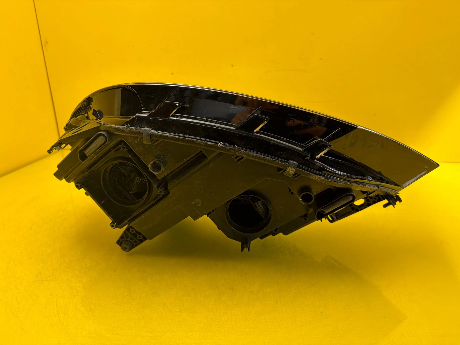 Reflektor Lampa Prawa Przód VW Touran 5TB Full Led 5TB941082B Autolamps 6 Reflektor Lampa Prawa Przód VW Touran 5TB Full Led 5TB941082B