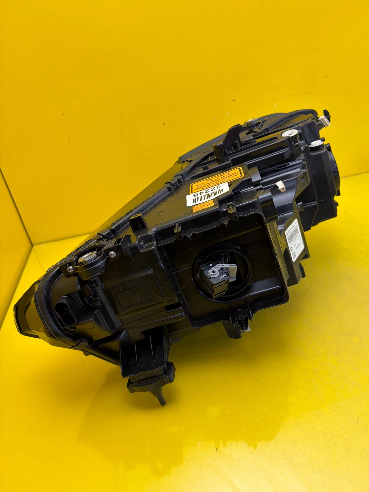 Reflektor Lampa Prawa BMW X5 G05 X6 G06 Laser Light Shadow Line 5A55AA6-03 Autolamps 4 Reflektor Lampa Prawa BMW X5 G05 X6 G06 Laser Light Shadow Line 5A55AA6-03