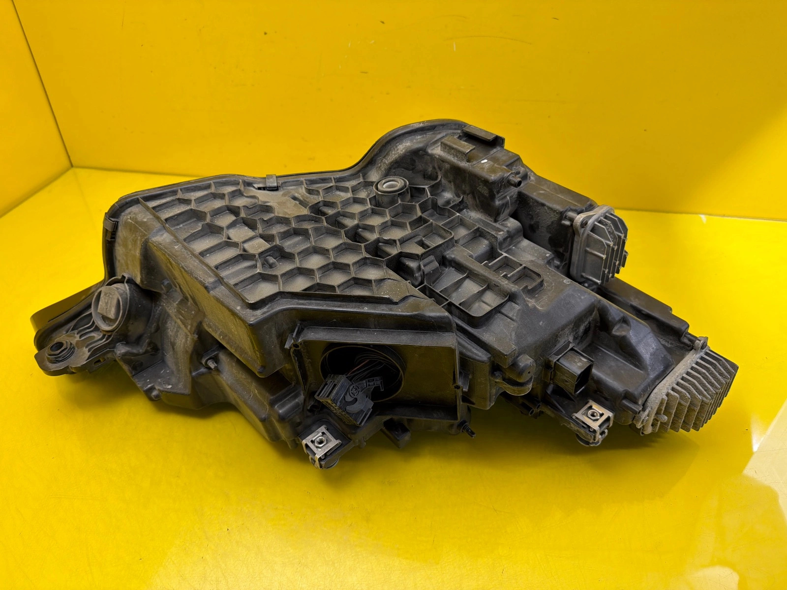 Reflektor Lampa Lewa Audi E-tron 4KE Full Led 4KE941039 Autolamps 5 Reflektor Lampa Lewa Audi E-tron 4KE Full Led 4KE941039