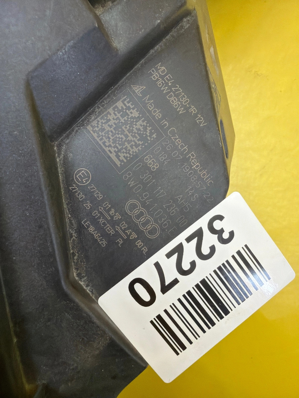 Reflektor Lampa Prawa Audi A4 B9 8W0 Full Led Matrix Lift 19- 8W0941036E Autolamps 2 Reflektor Lampa Prawa Audi A4 B9 8W0 Full Led Matrix Lift 19- 8W0941036E