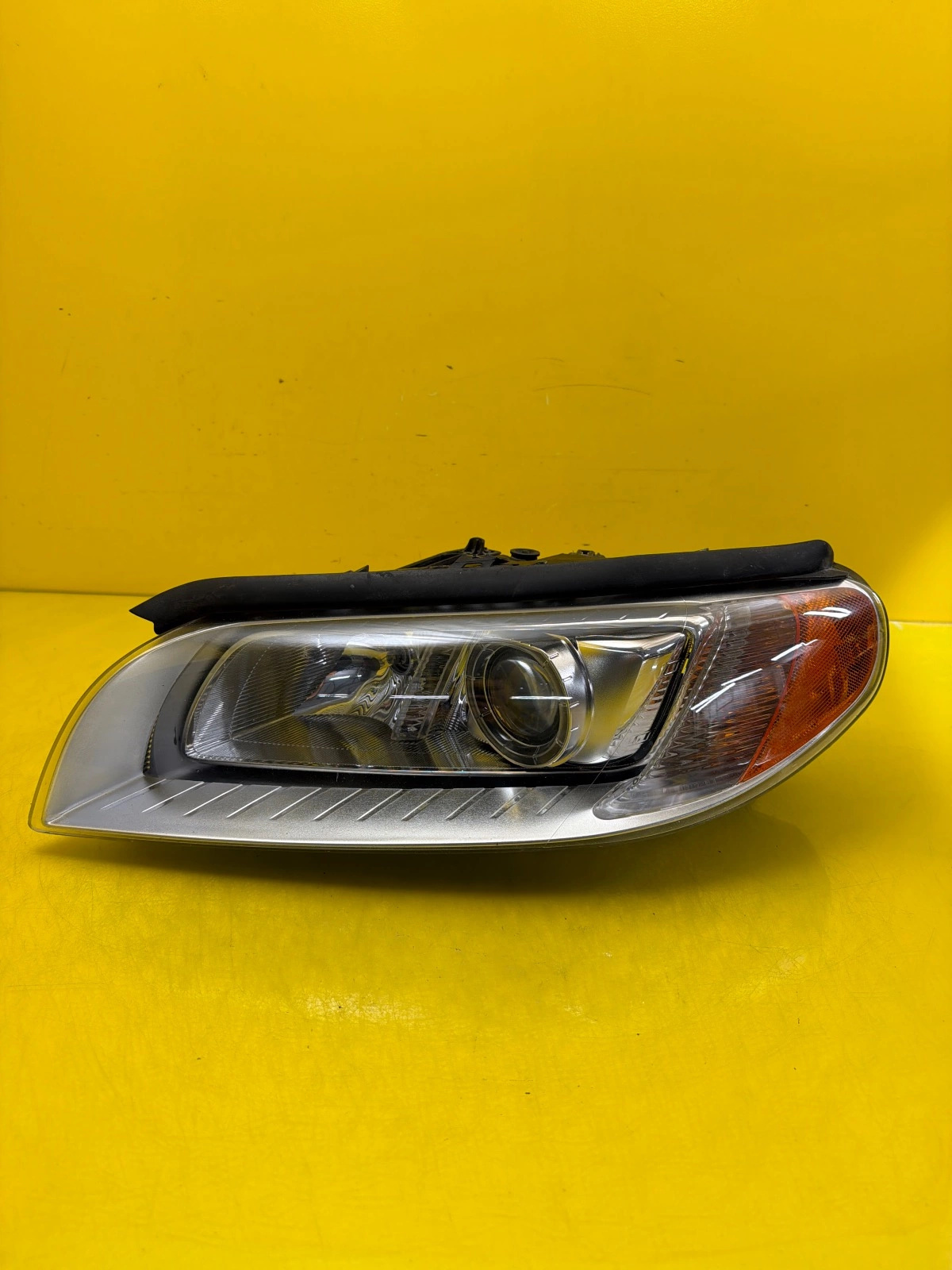 Reflektor Lampa Lewa Przód Volvo V70 III S80 II XC70 Xenon 31283915 Autolamps Reflektor Lampa Lewa Przód Volvo V70 III S80 II XC70 Xenon 31283915
