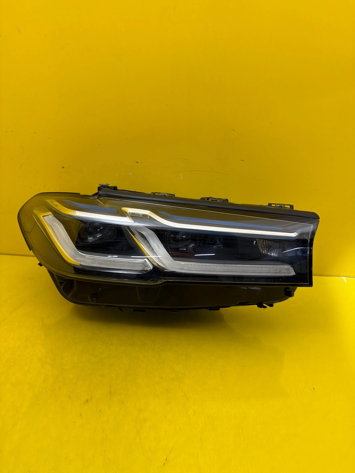 Reflektor Lampa Prawa Przednia BMW 5 G30 Lift Laser 9850588-06 Autolamps Reflektor Lampa Prawa Przednia BMW 5 G30 Lift Laser 9850588-06