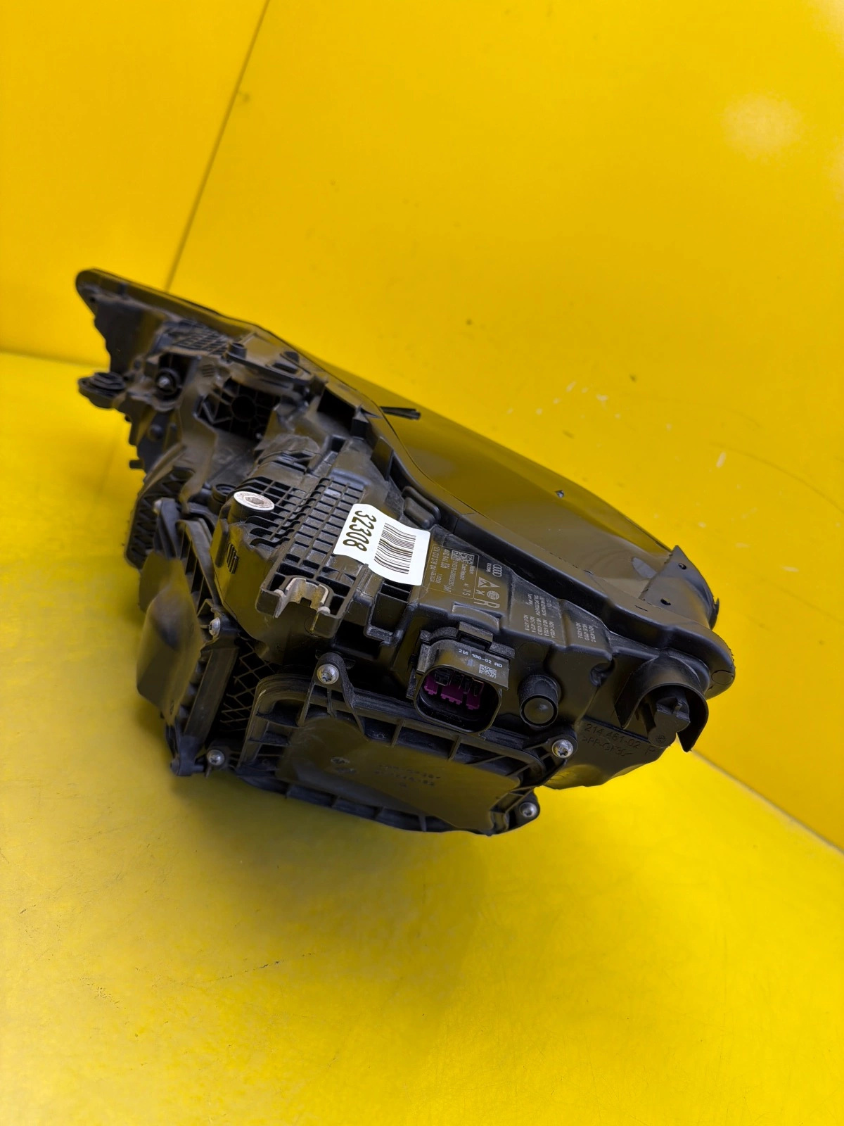 Reflektor Lampa Prawa Audi A6 4K C8 Full Led Matrix 4K0941036 Autolamps 4 Reflektor Lampa Prawa Audi A6 4K C8 Full Led Matrix 4K0941036