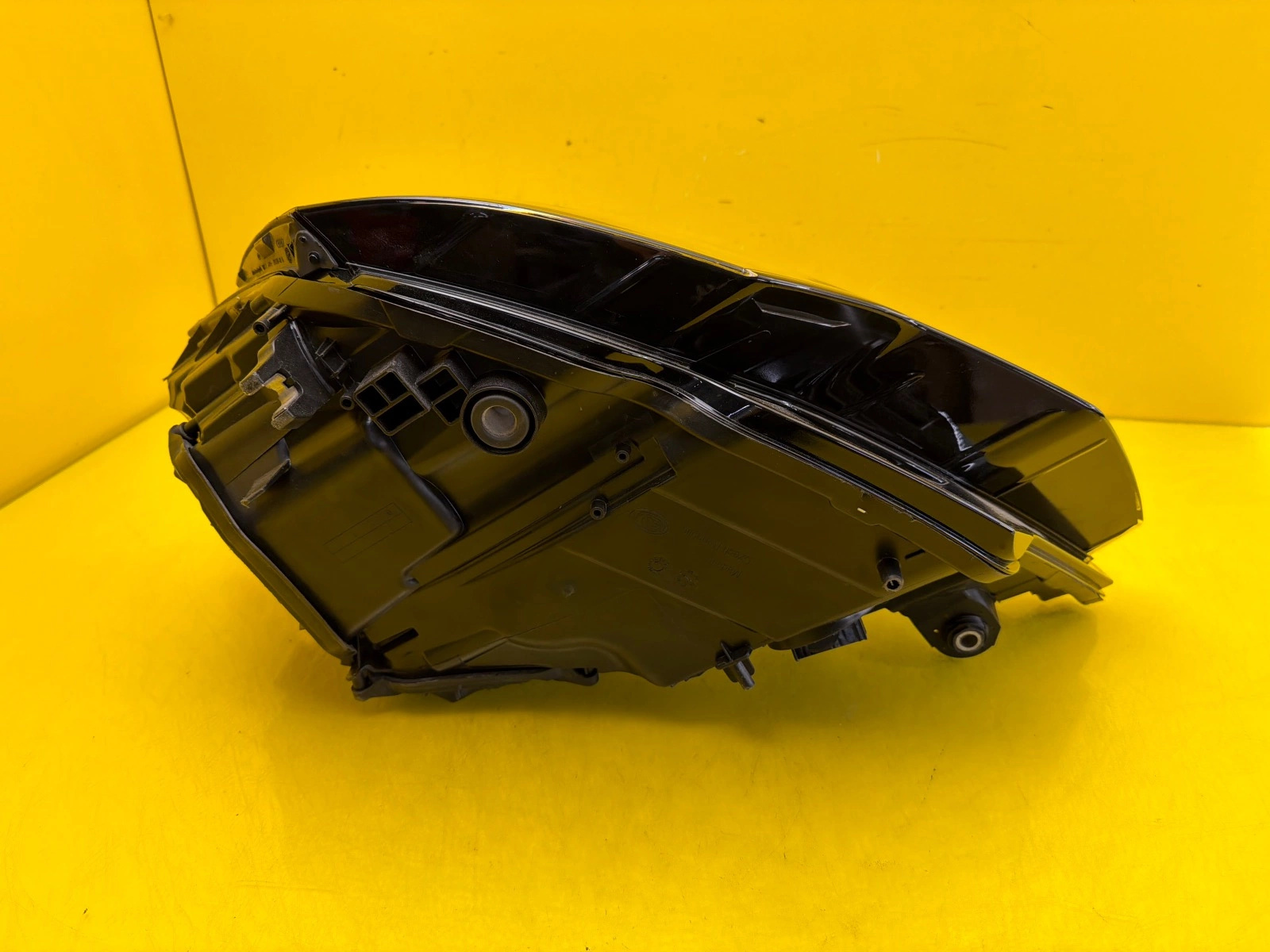 Reflektor Lampa Prawa Audi A6 4K C8 Full Led Matrix 4K0941036 Autolamps 5 Reflektor Lampa Prawa Audi A6 4K C8 Full Led Matrix 4K0941036