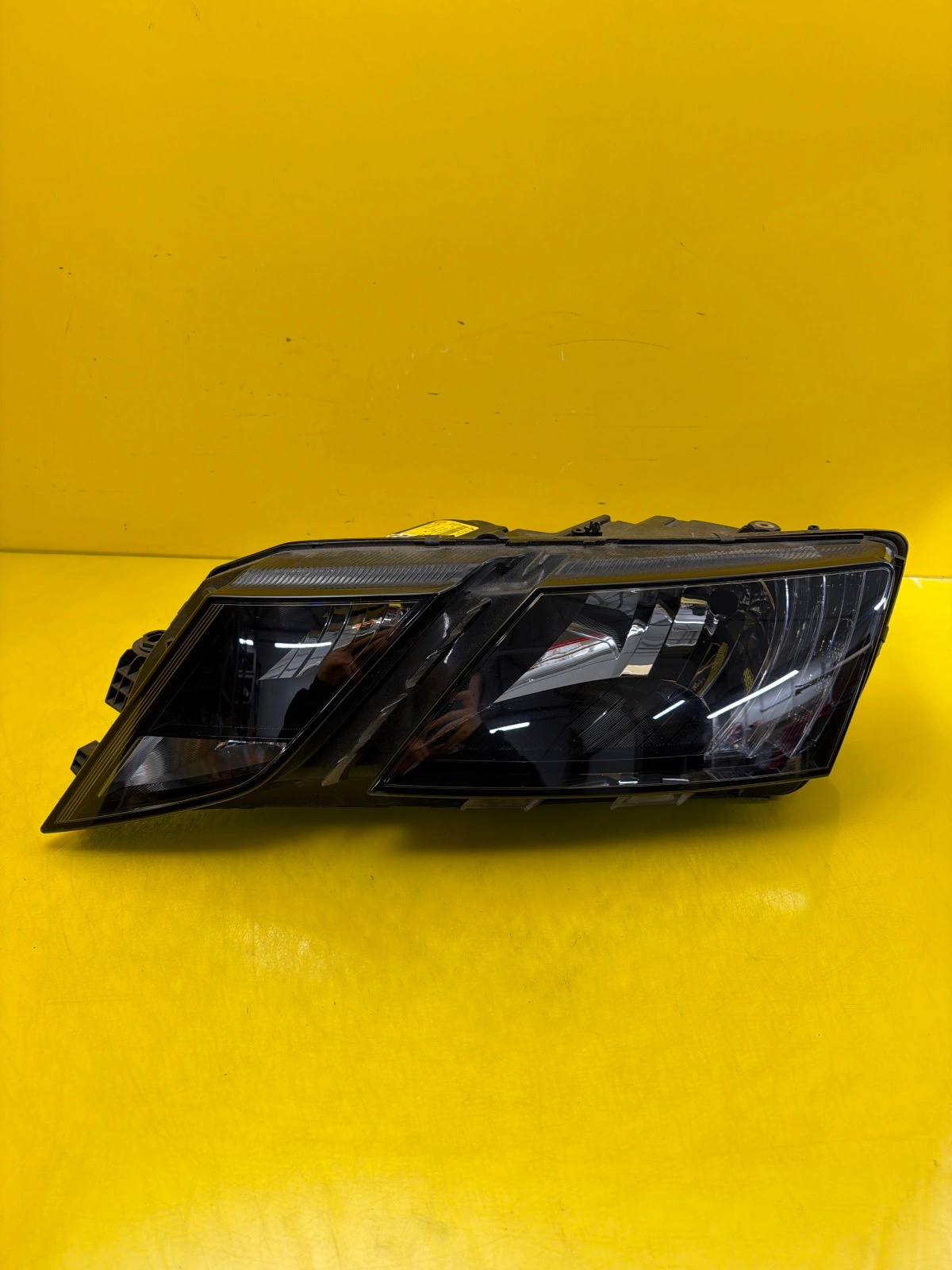 Reflektor Lampa Lewa Skoda Octavia III Lift Zwykła 5E1941015C Autolamps Reflektor Lampa Lewa Skoda Octavia III Lift Zwykła 5E1941015C