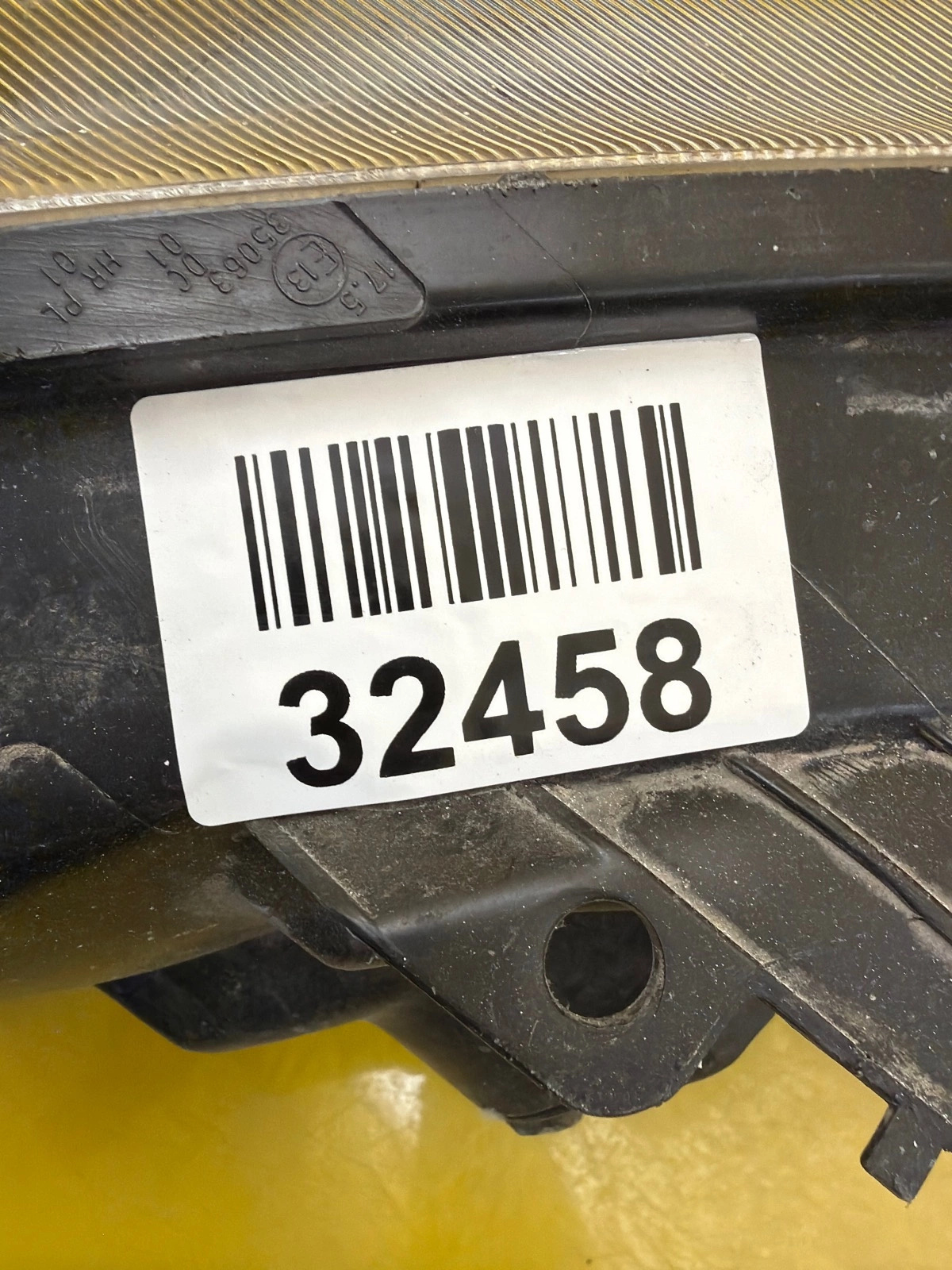 Reflektor Lampa Prawa Przednia Ford Ranger Raptor Xenon Autolamps 2 Reflektor Lampa Prawa Przednia Ford Ranger Raptor Xenon