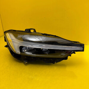 Reflektor Lampa Prawa Volvo XC60 II Lift 20- Full Led 32337387